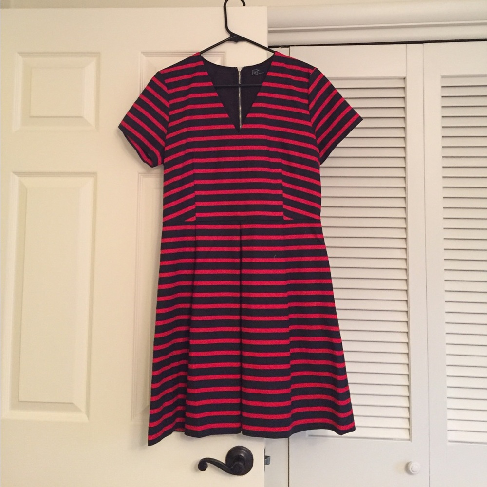 GAP Red and Navy Striped Short Sleeve Fit-and-Flare Dress